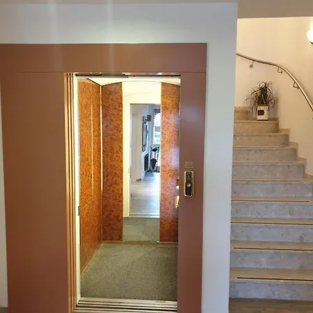 Blischke 3* カロリーネンジール